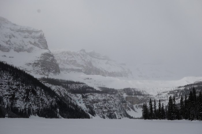A snowy morning at Boom Lake