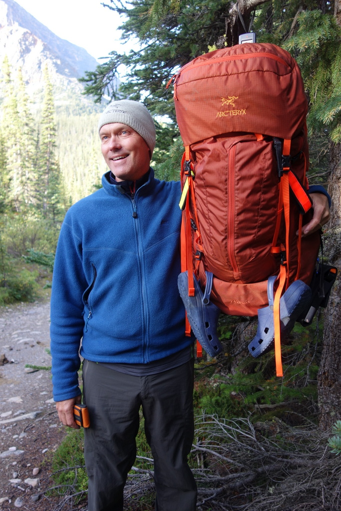 Look how light my pack is... it floats!