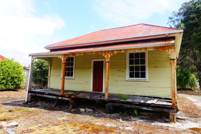 Lake Margaret ghost town