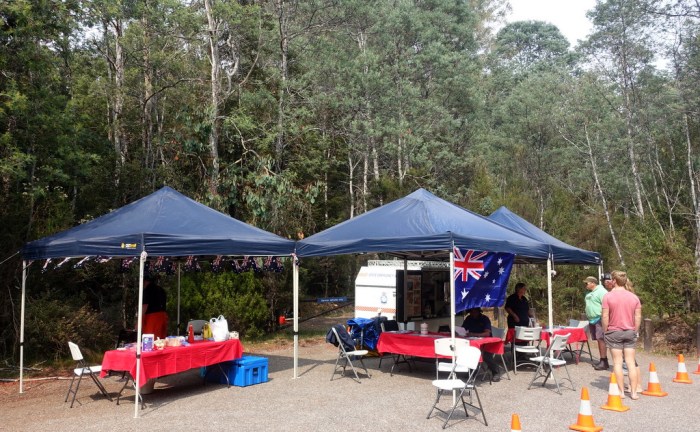 Free tea, coffee, and sausages right along the roadside!